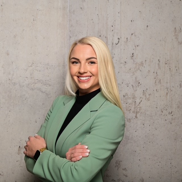 Frau Elena Kerbusch